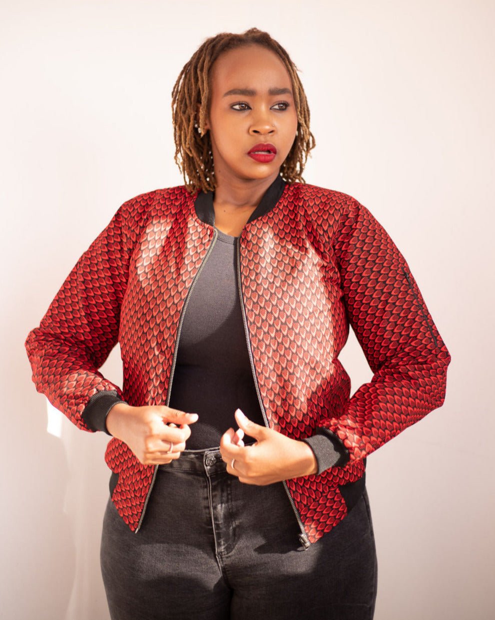 Bomberjacke ‚Moyo‘ - mikono.africa Jacken aus Kenia bunte Bomberjacke Partyjacke faire sozial nachhaltig designed in Kenia