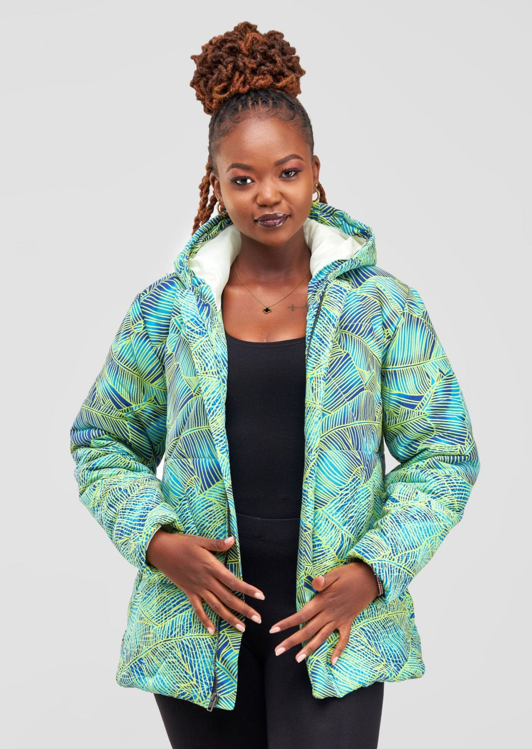 Kuschelige Winterjacke ‚Splash Splash‘ - mikono.africa Jacken aus Kenia bunte Bomberjacke Partyjacke faire sozial nachhaltig designed in Kenia